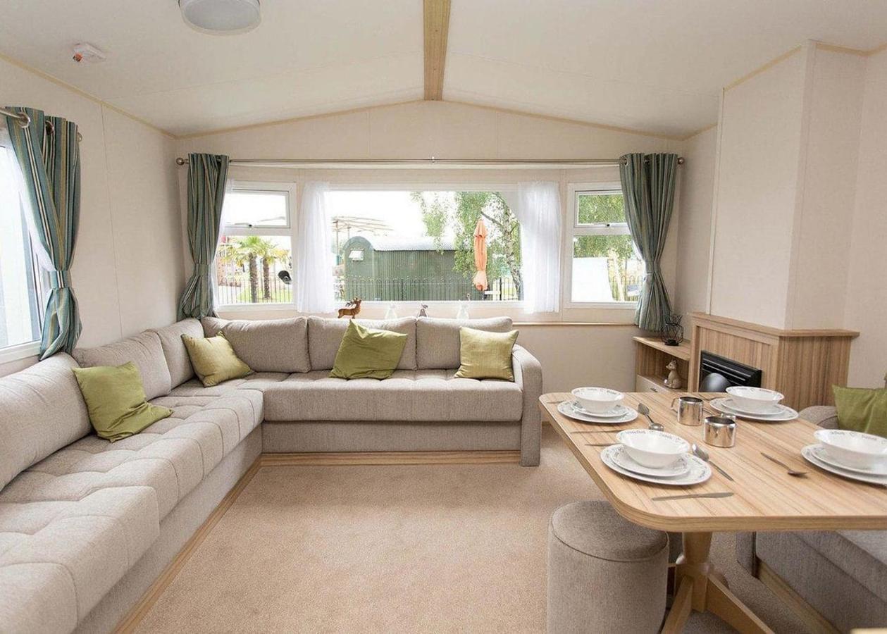 Barmouth Bay Holiday Park Llanddwywe Exteriör bild